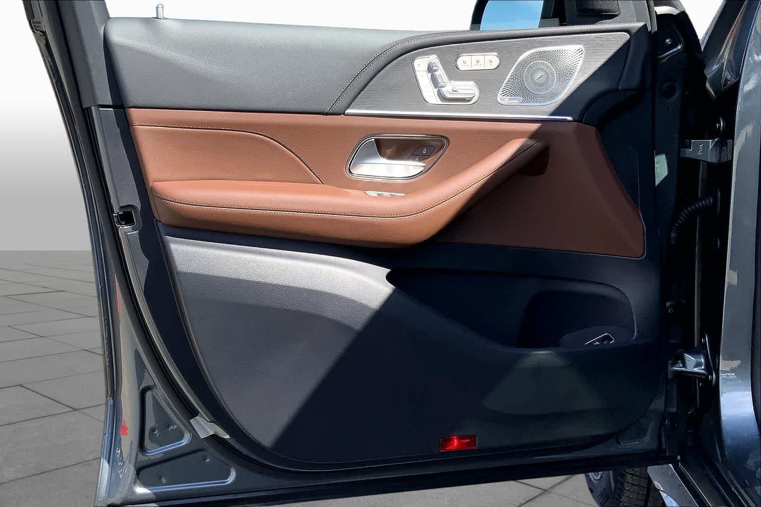New 2026 Selenite Grey Metallic Mercedes-Benz GLE 450 image 14