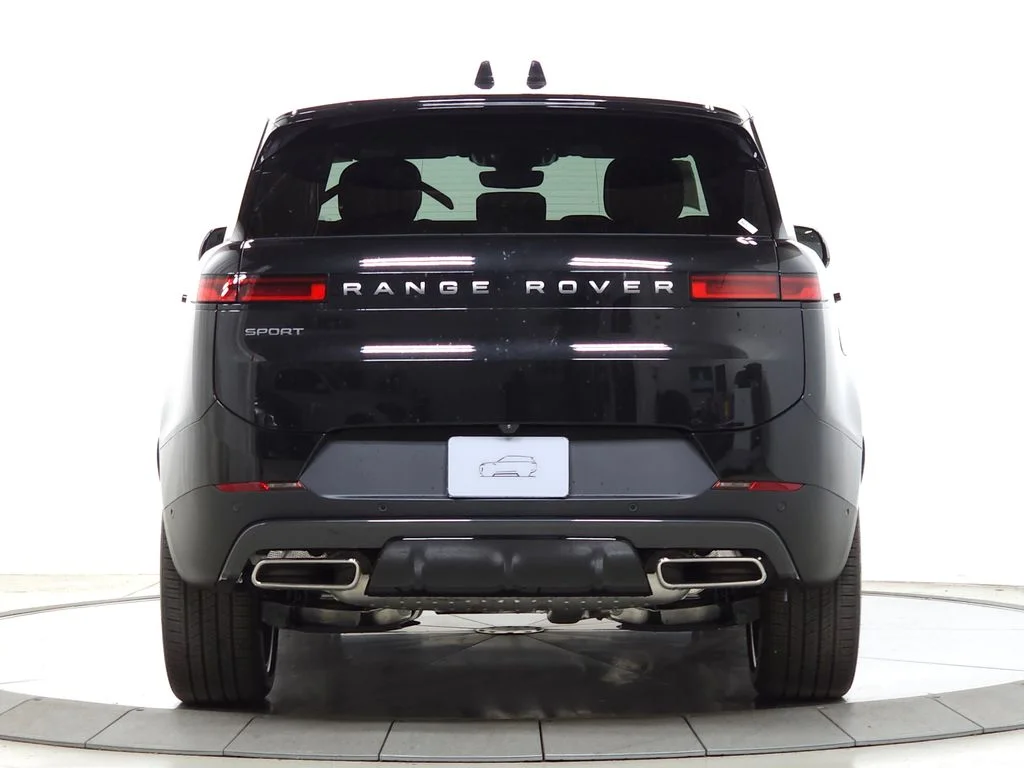 New 2026 Santorini Black Land Rover SE image 4