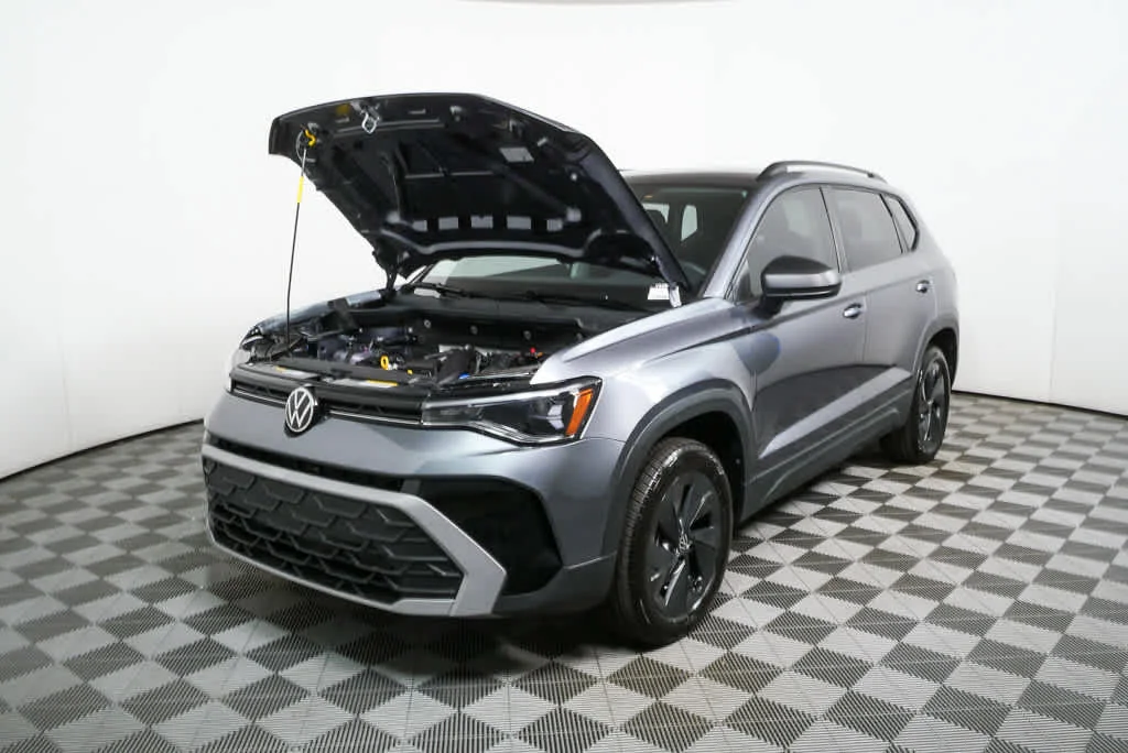 New 2026 Platinum Gray Metallic Volkswagen S image 29