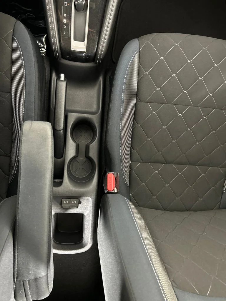 Used 2018 White Nissan SV image 15