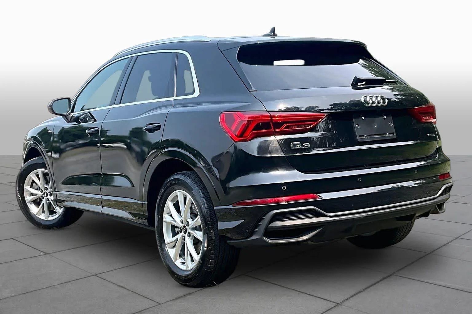 Used 2025 Mythos Black Metallic Audi S line Premium image 12