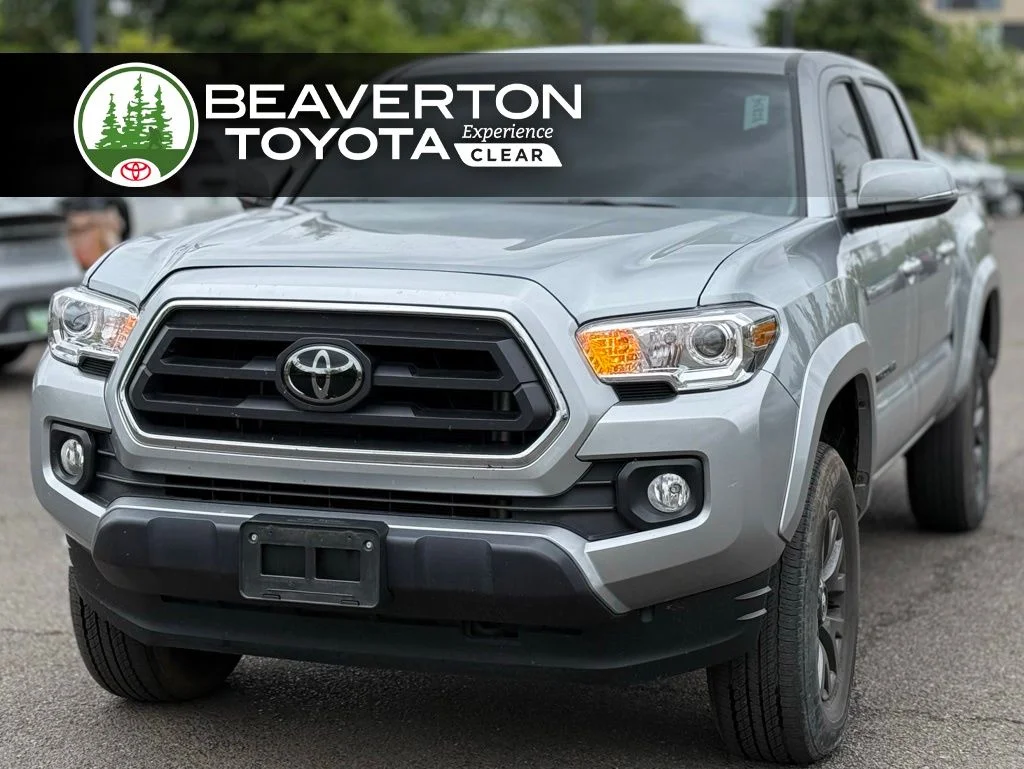 2023 Toyota Tacoma SR5 Double Cab 4WD V6 Auto Short Bed's photo