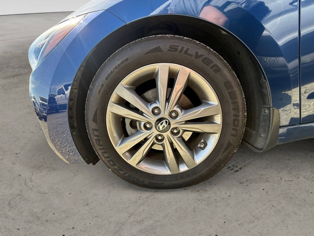 Used 2018 Blue Hyundai SEL image 10