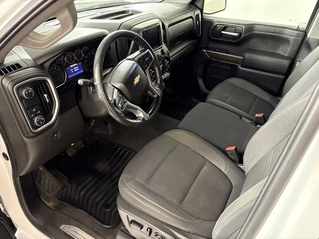 Certified Used 2020 SUMMIT WHITE Chevrolet LT image 30