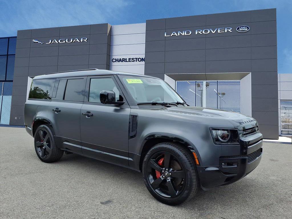 Certified Used 2024 Carpathian Grey Premium Metallic Land Rover X image 7