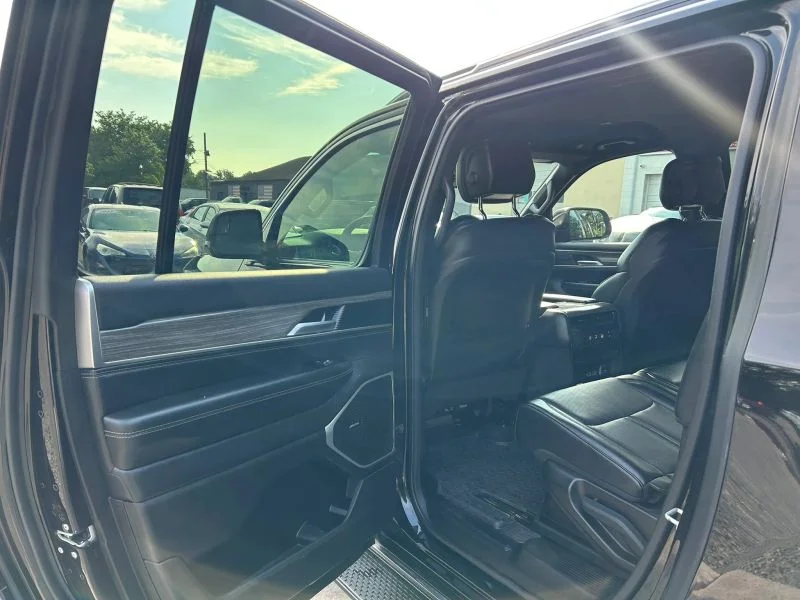 Used 2024 Black Jeep Series II Sport Utility 4D image 32