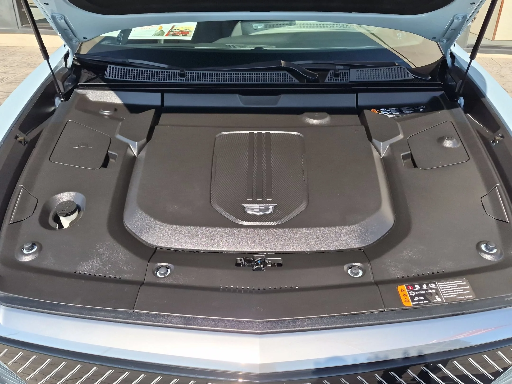2024 Cadillac LYRIQ Tech - Photo 31