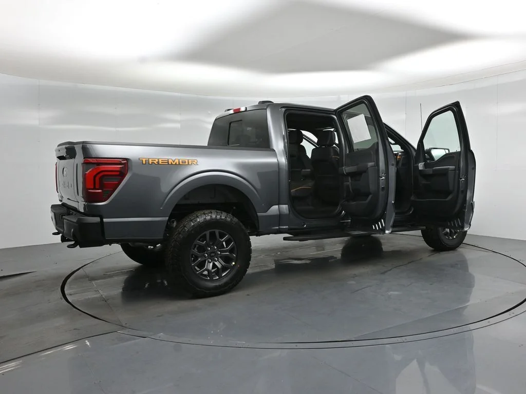 New 2026 Carbonized Gray Metallic Ford Tremor image 5