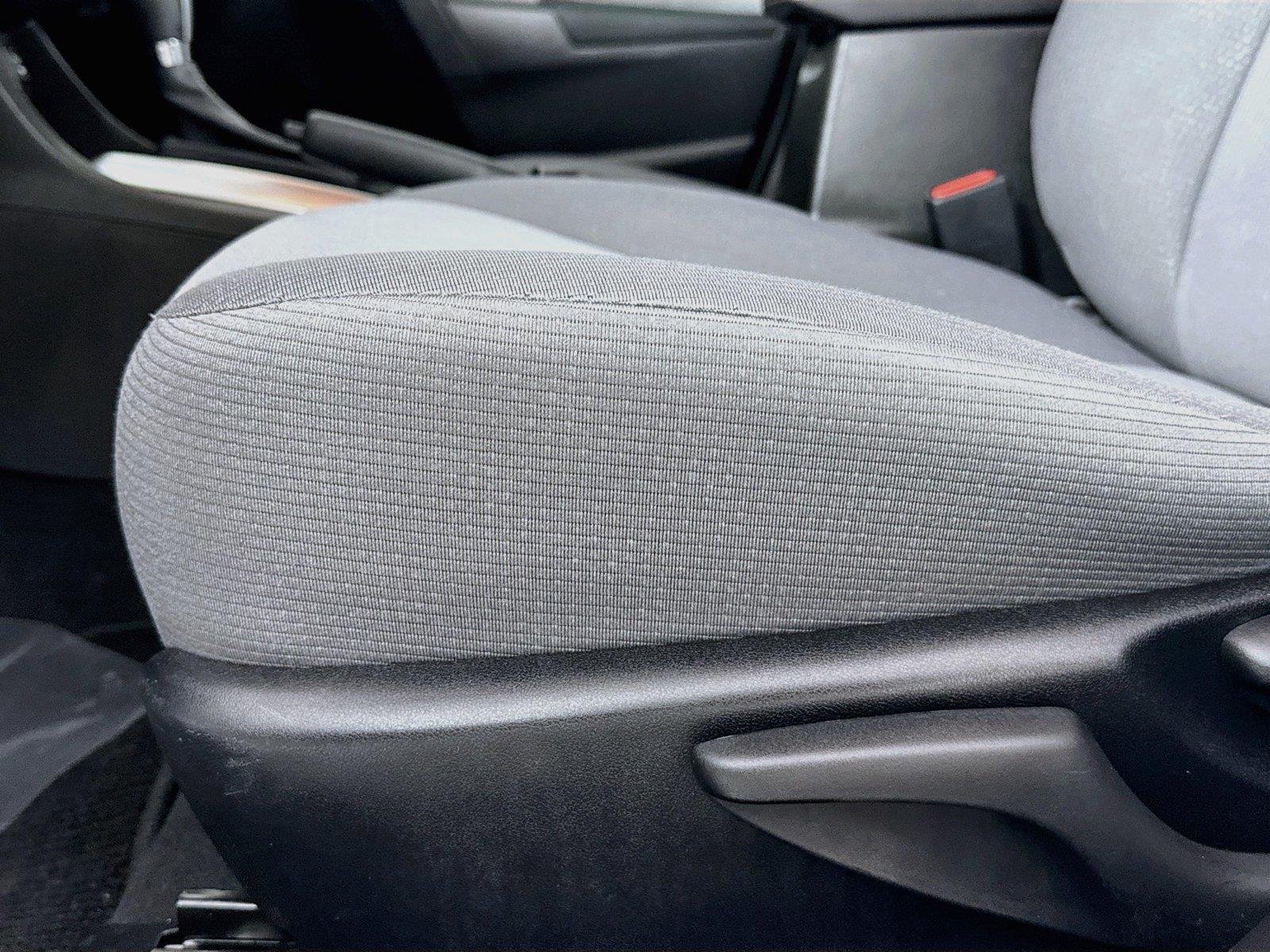Used 2018 Super White Toyota L image 24