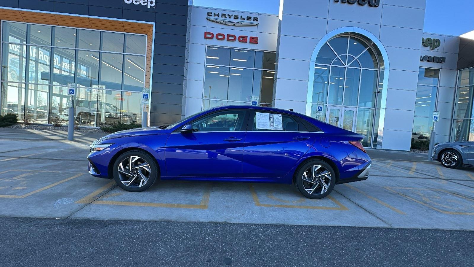 Certified 2025 Hyundai Elantra SEL with VIN KMHLS4DGXSU880461 for sale in Kansas City