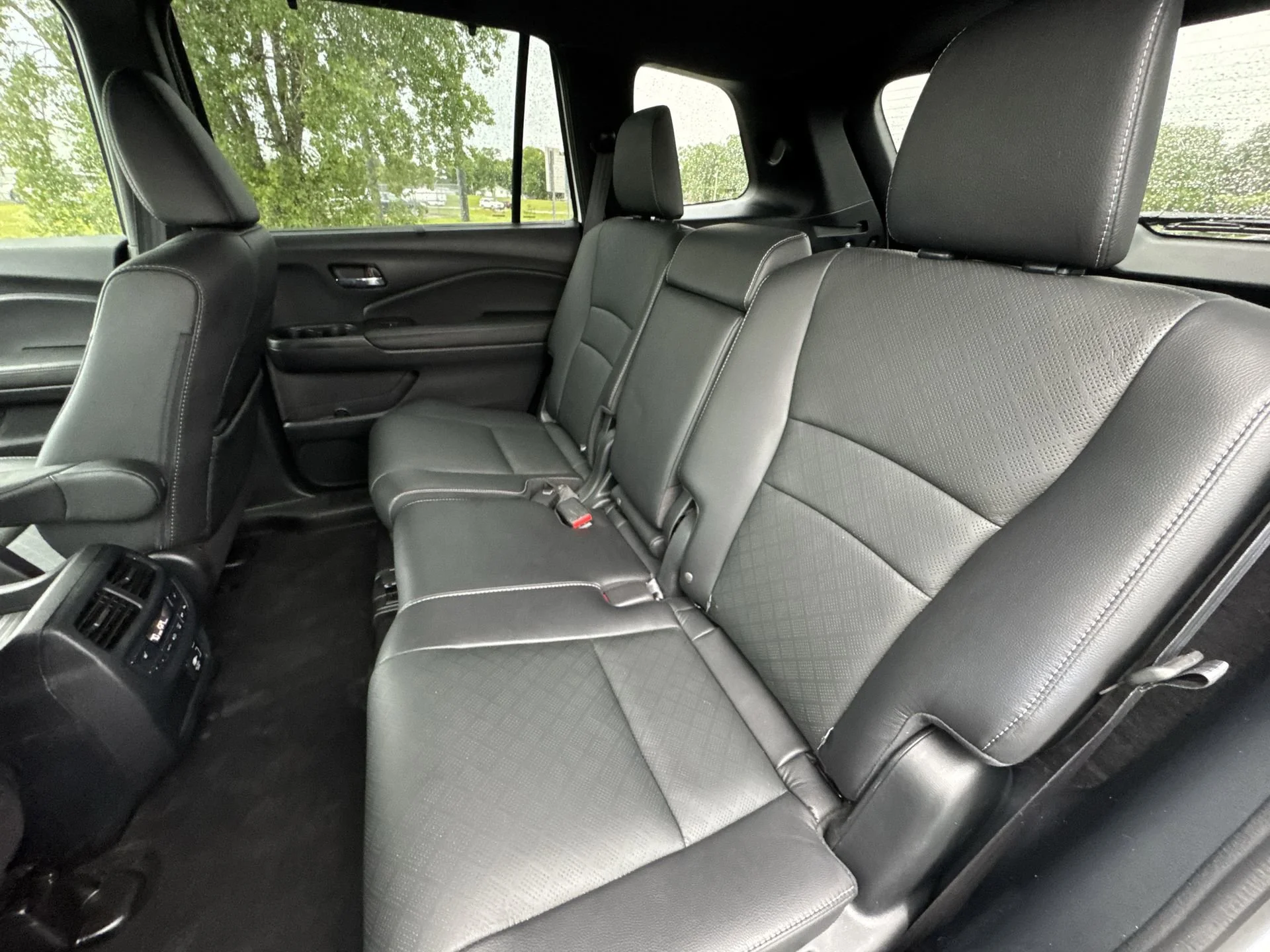 Used 2021 Platinum White Pearl Honda Touring image 23
