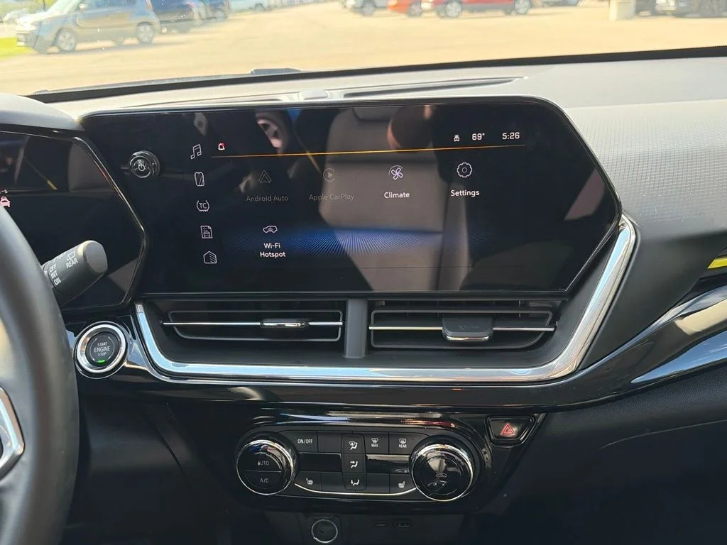 Used 2024 Gray Chevrolet ACTIV image 21