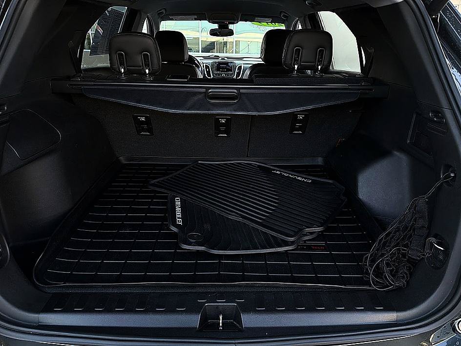 Used 2019 Nightfall Gray Metallic Chevrolet Premier image 29