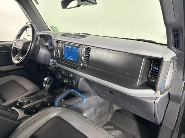 Used 2023  Ford Base image 23