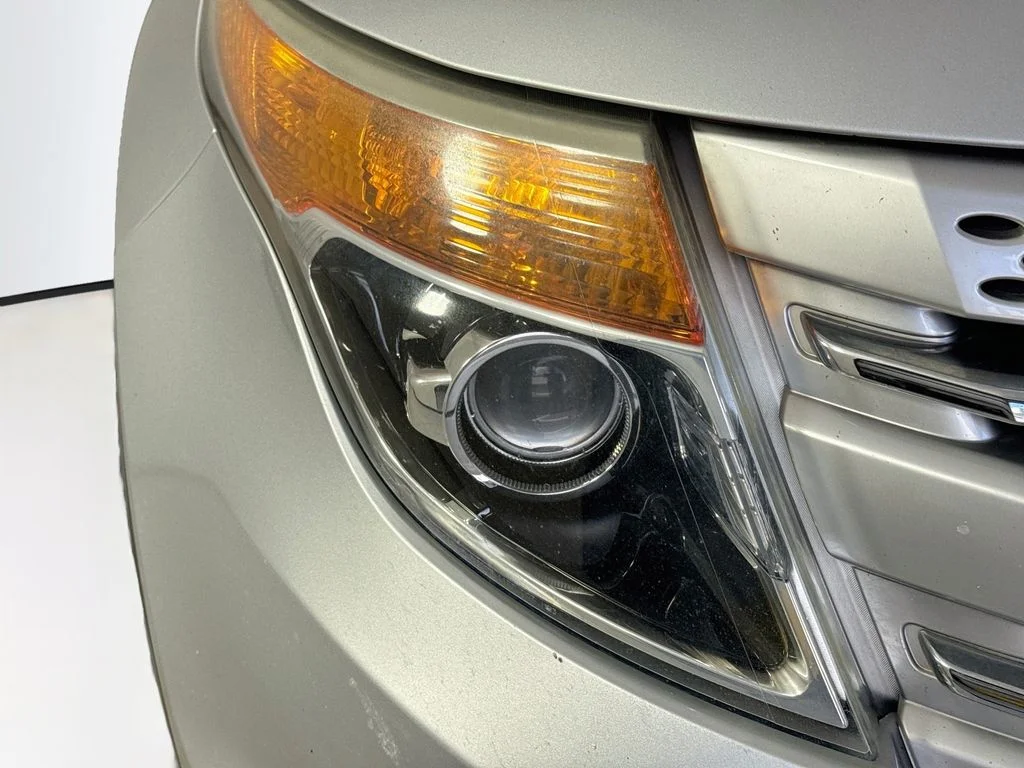 Used 2013 Ingot Silver Ford XLT image 36