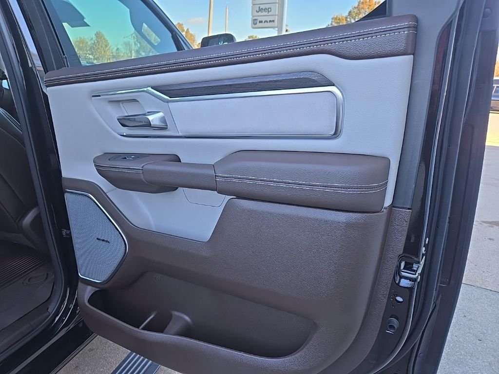 2026 RAM 1500 Laramie - Photo 97
