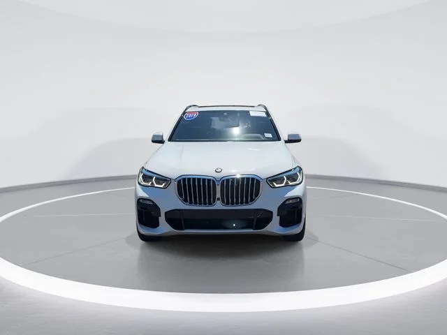 Used 2019 White BMW xDrive40i image 2