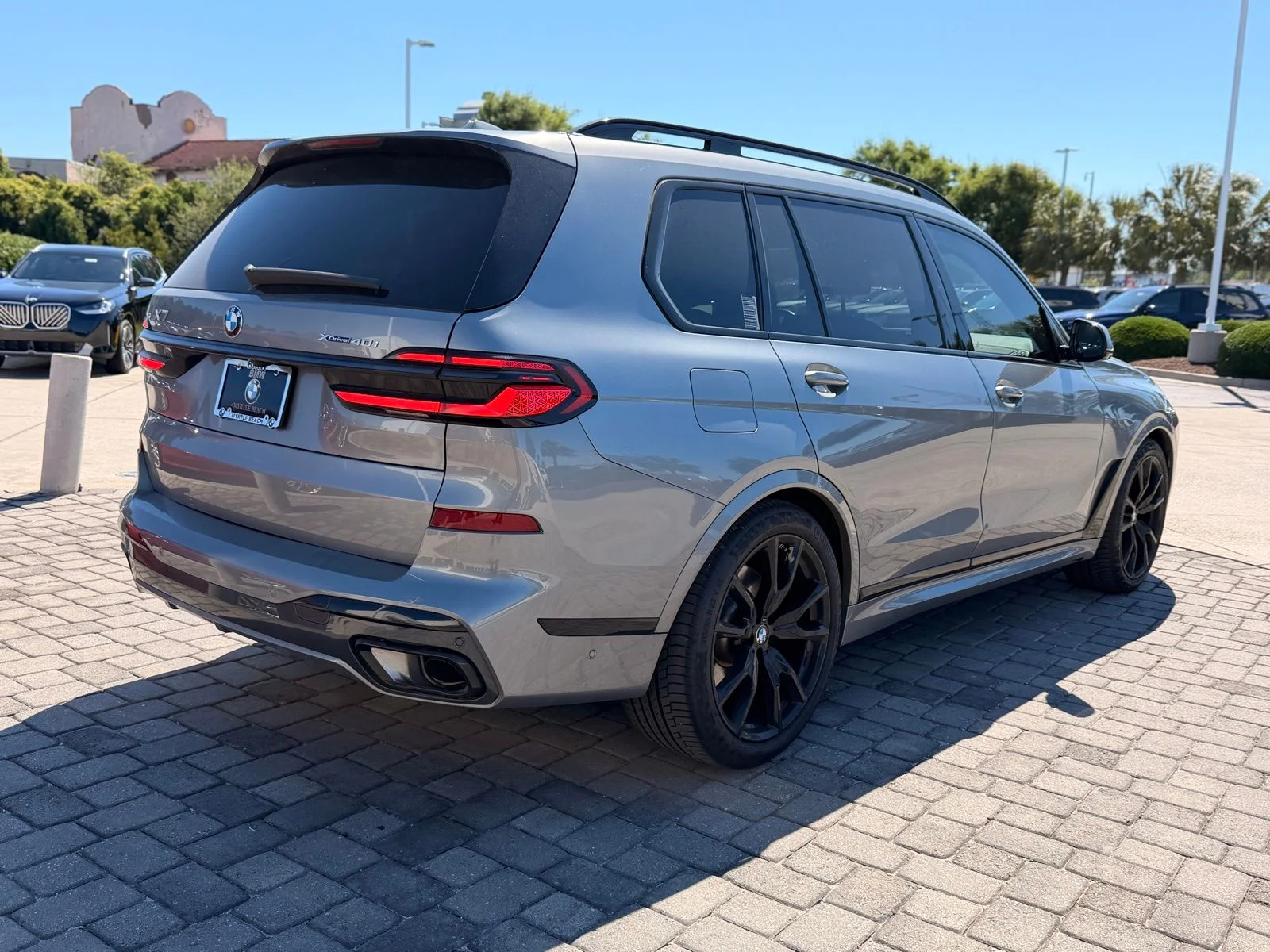 Used 2024 Skyscraper Gray Metallic BMW xDrive40i image 9