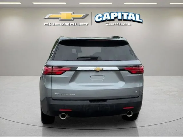 Used 2023 Sterling Gray Metallic Chevrolet LT Leather image 5