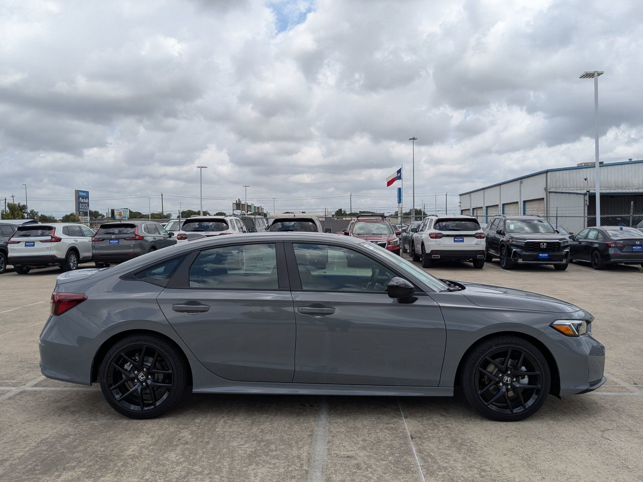 New 2026 Urban Gray Pearl Honda Sport image 3