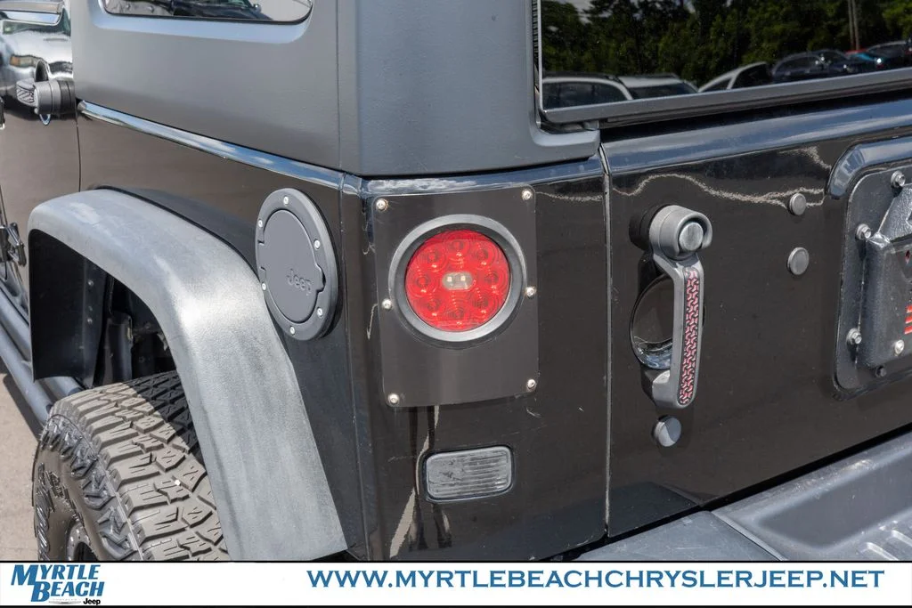 Used 2017 Black Clearcoat Jeep Unlimited Rubicon image 12