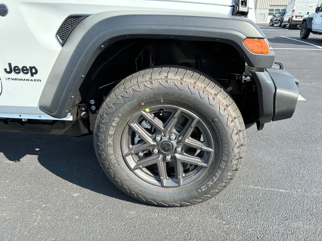 New 2026 White Jeep Sport RHD image 6
