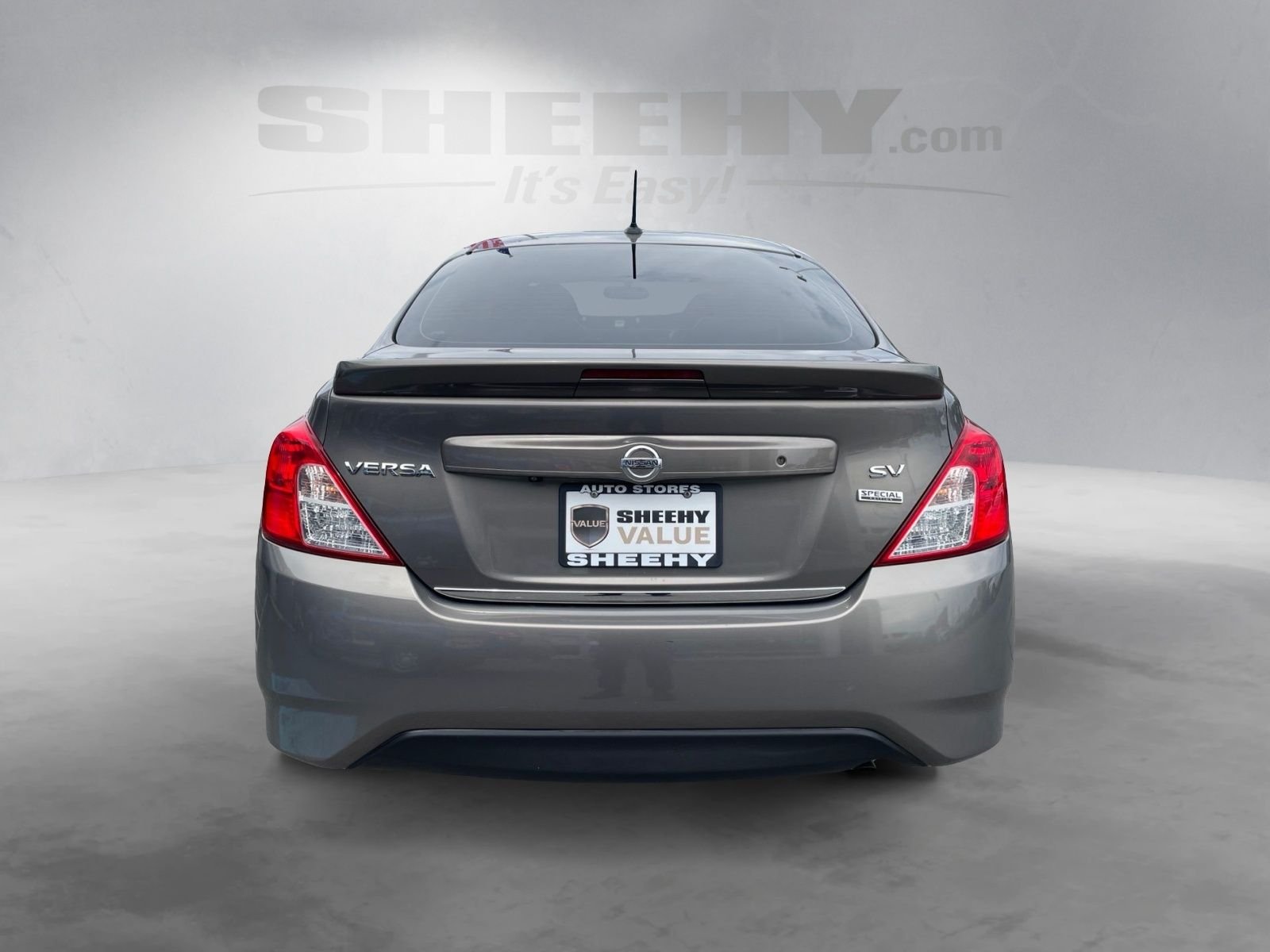 Used 2017 Silver Nissan 1.6 SV image 5