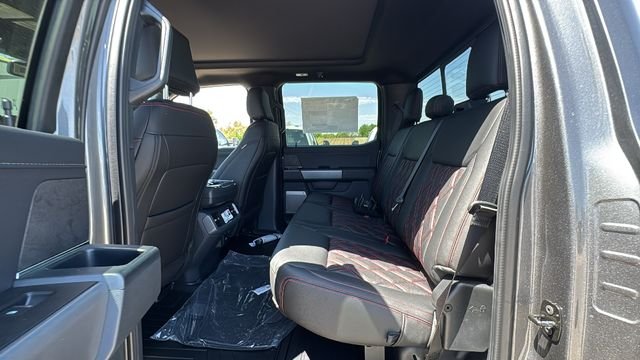 New 2026 Carbonized Gray Metallic Ford XLT image 30