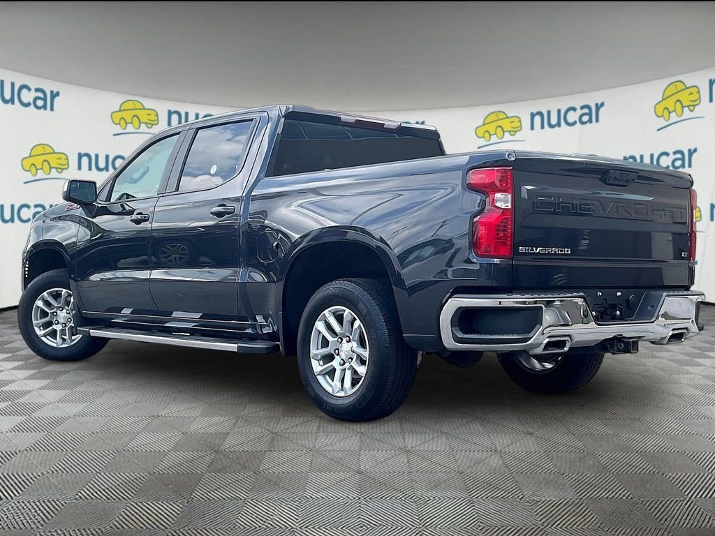 Used 2022 Gray Chevrolet LT image 3