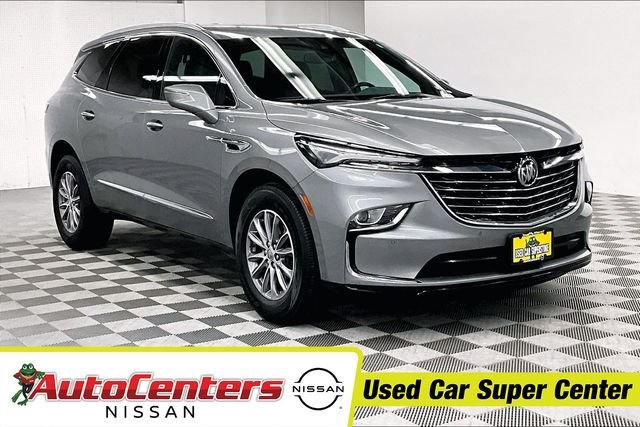 2023 Buick Enclave Essence's photo