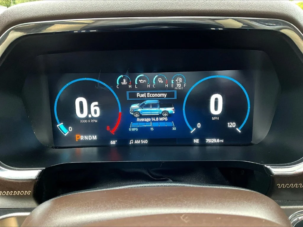 Used 2022 Blue Ford King Ranch image 16