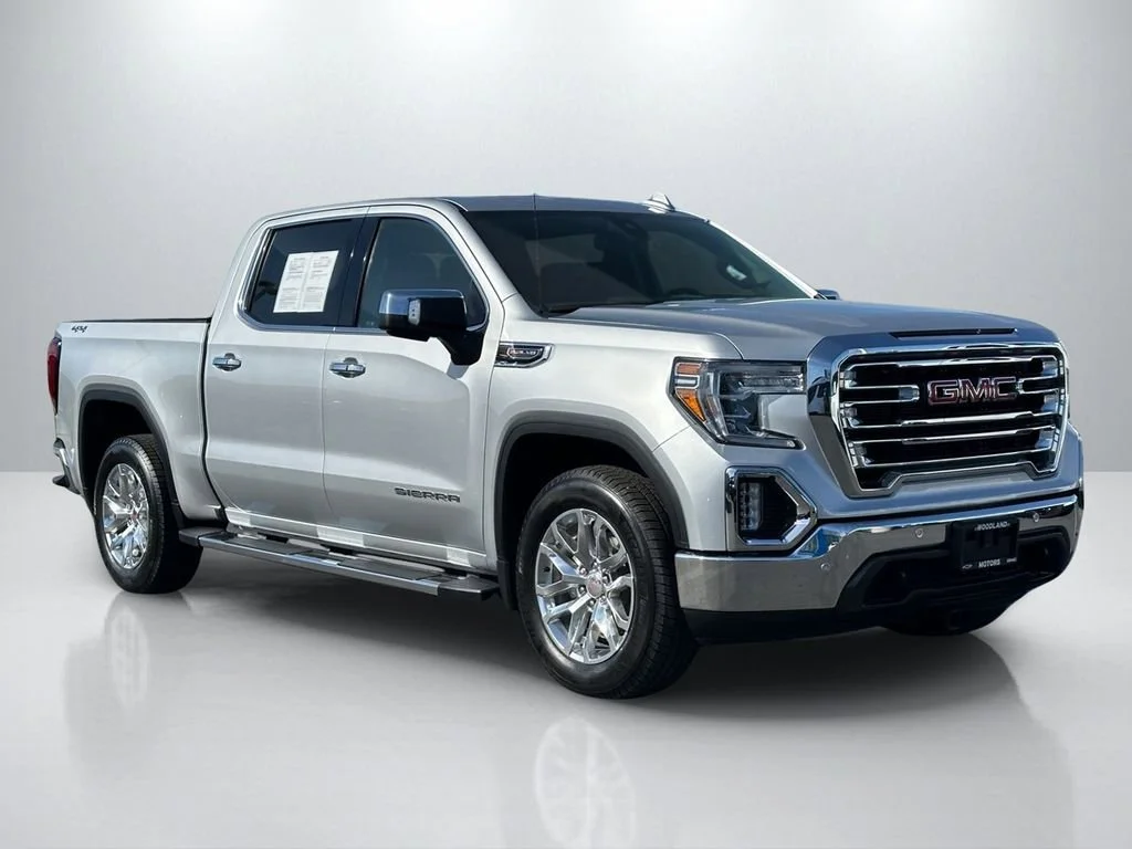2020 GMC Sierra 4WD Crew Cab Short Box SLT's photo