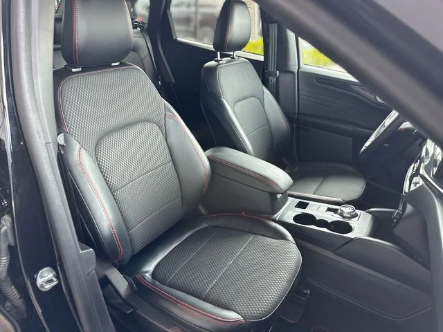 Used 2023 Black Ford ST-Line image 26