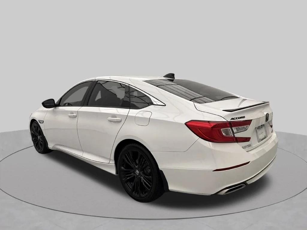 2022 Honda Accord SPORT 4dr Car Slide 4