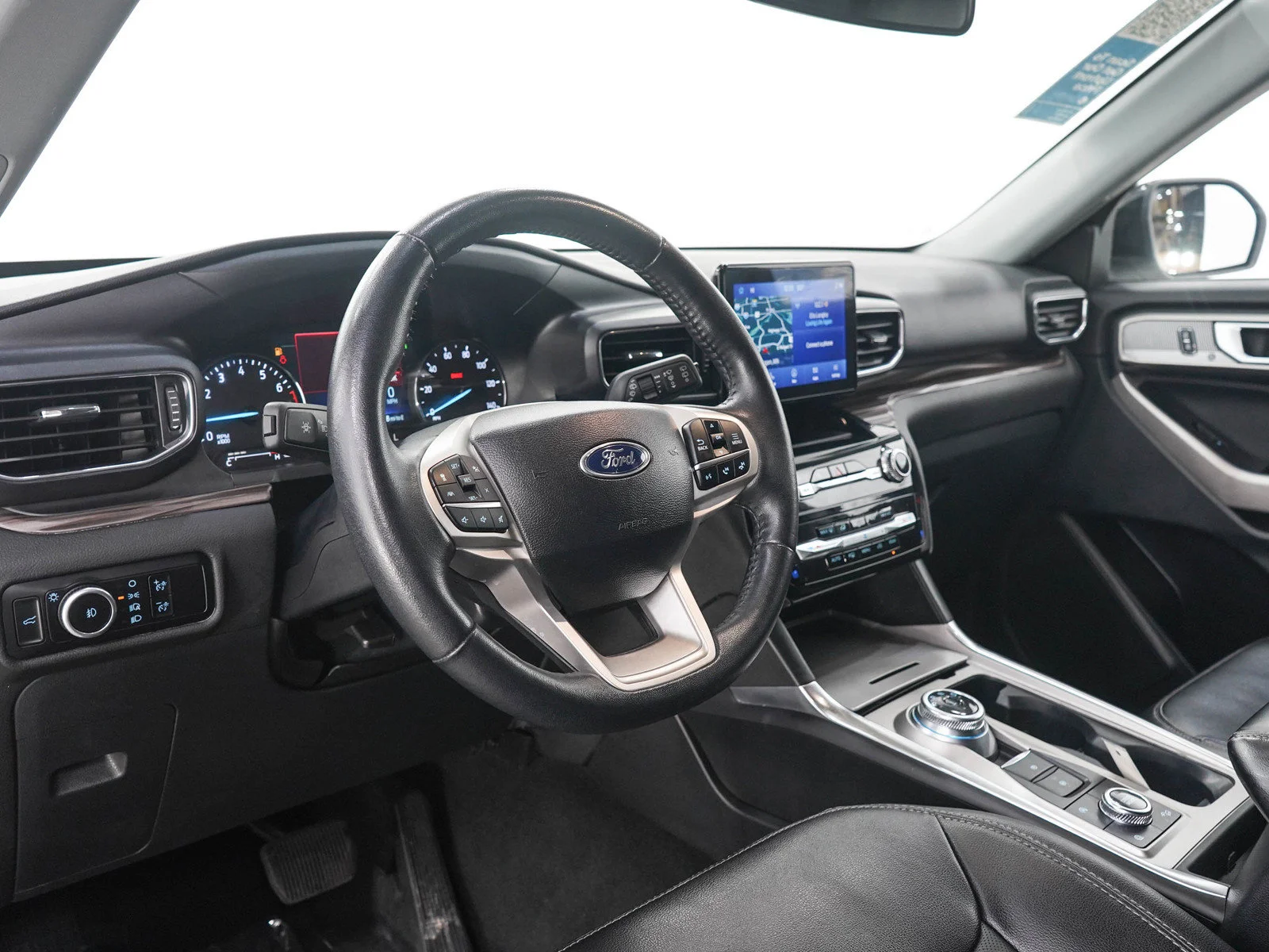 Used 2023 Oxford White Ford Limited image 26