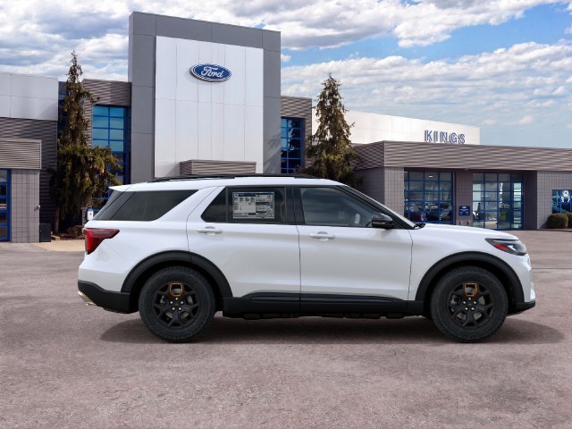 New 2027 Star White Metallic Tri-Coat Ford Tremor® image 5