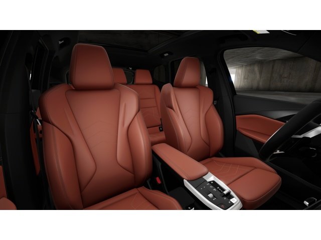 New 2027 Space Silver Metallic BMW xDrive28i image 11