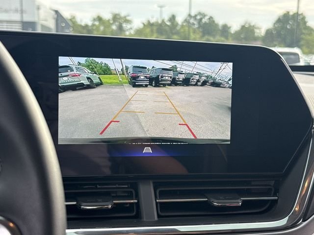 Used 2025 Black Chevrolet ACTIV image 17