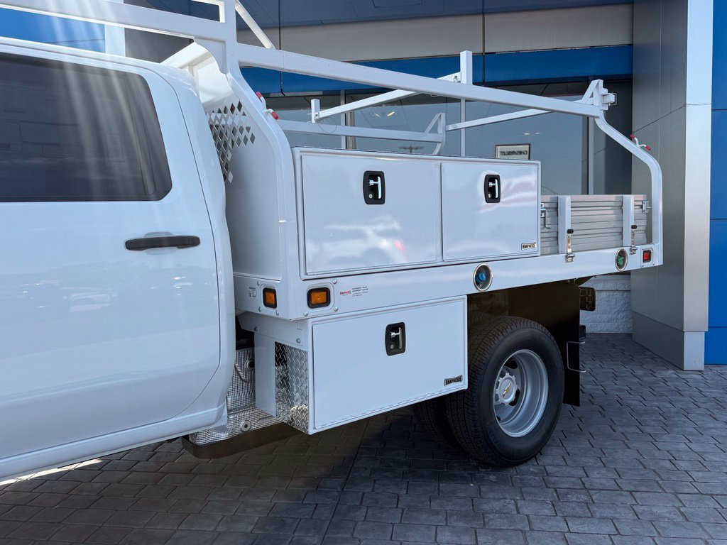 2026 Chevrolet Silverado 3500 HD Chassis Cab Work Truck view 6