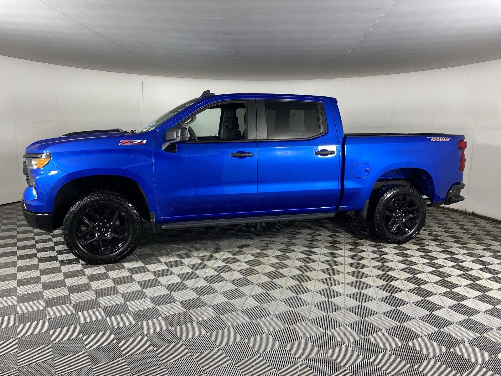 Used 2022 Glacier Blue Metallic Chevrolet Custom Trail Boss image 4