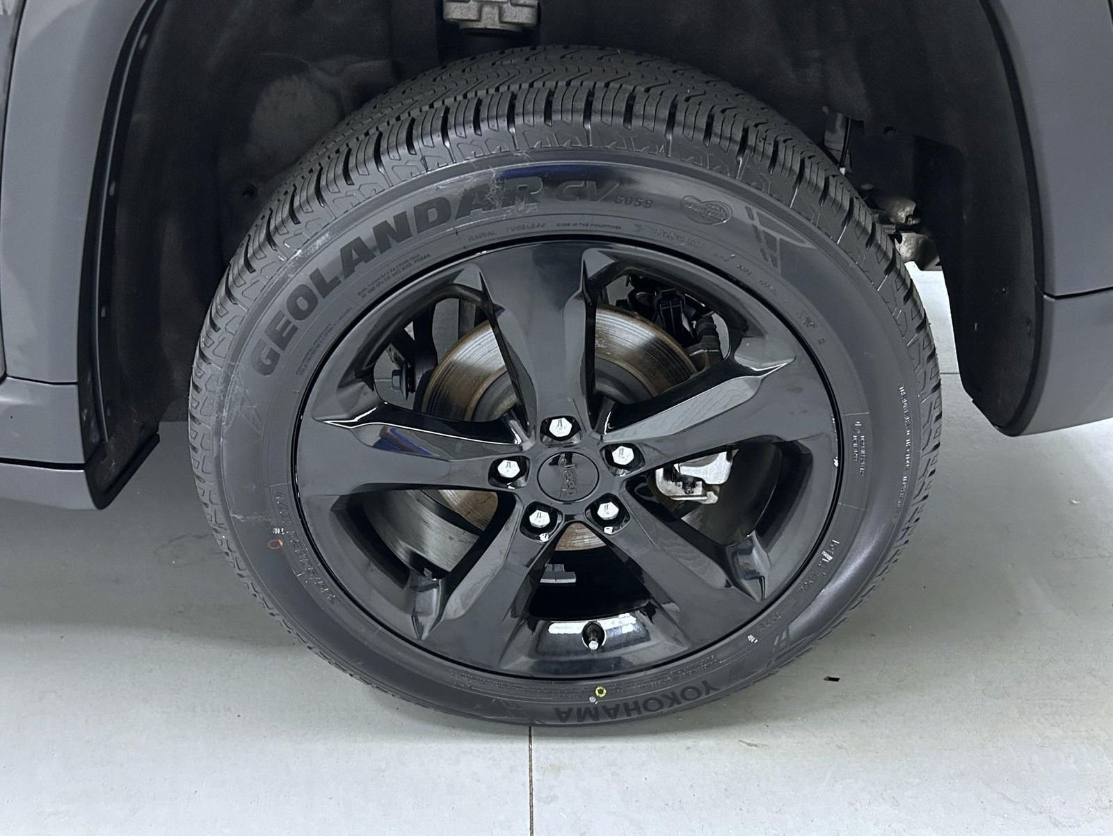 Used 2023 Black Jeep Altitude X image 22