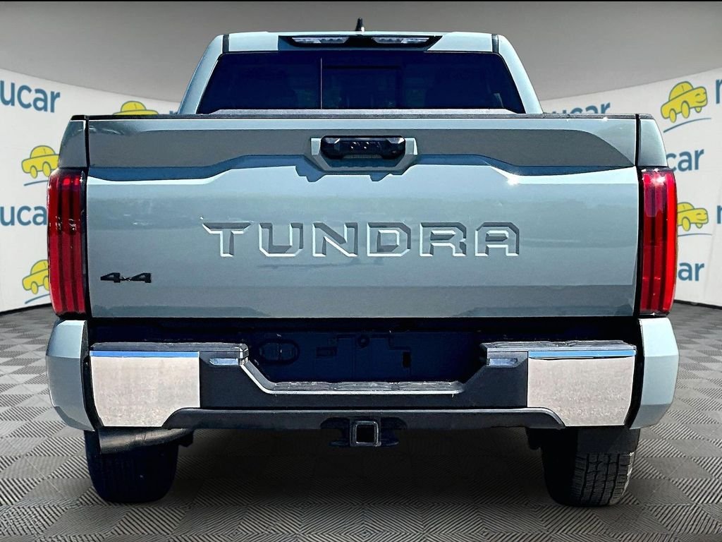 Used 2023  Toyota SR5 image 5