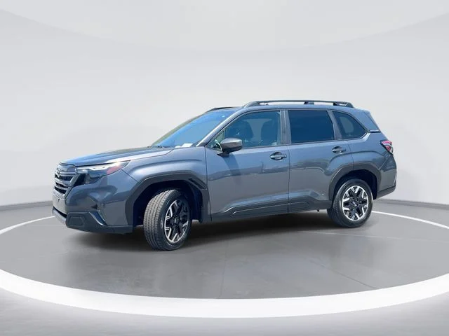 2025 Subaru Forester Premium's photo