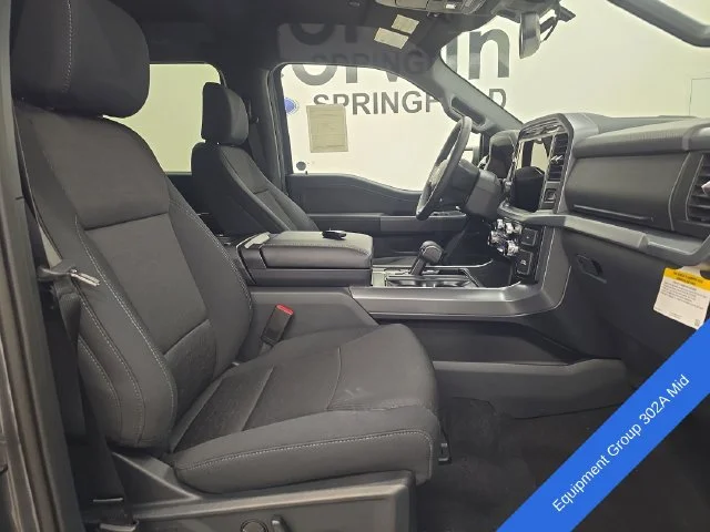 New 2026 Carbonized Gray Metallic Ford XLT image 10