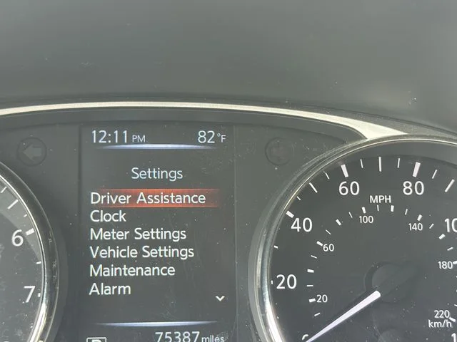 Used 2016 Black Nissan SV image 19