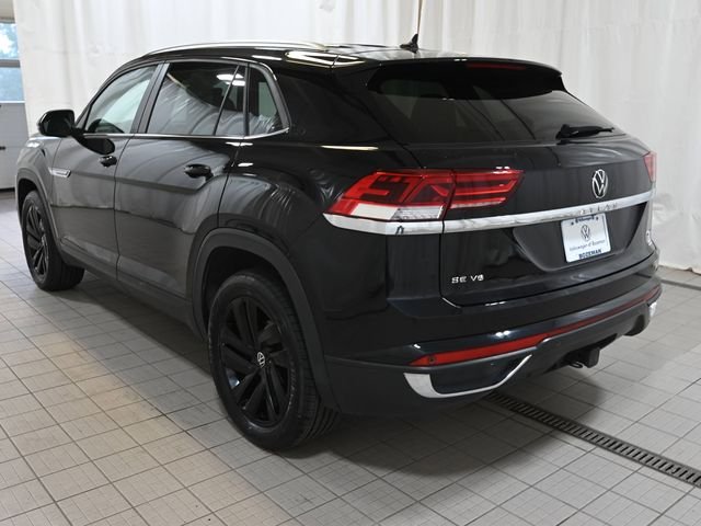 Used 2023 Black Volkswagen 3.6L V6 SE w/Technology image 10