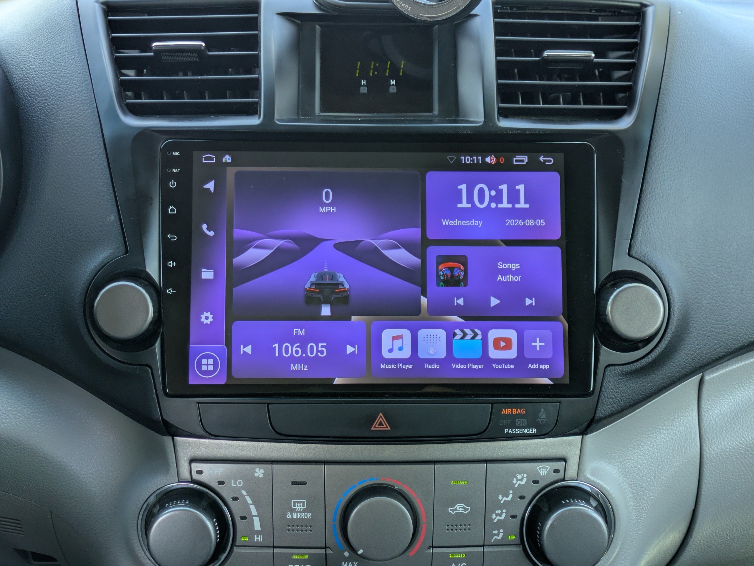 Used 2012 Red Toyota  image 17