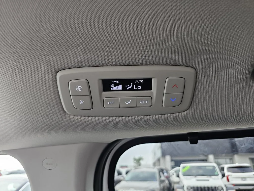 Used 2026 White Kia SX Prestige image 26