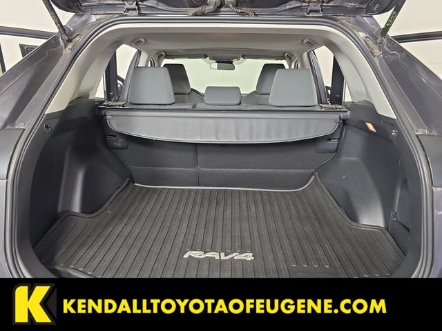Used 2019 Gray Toyota XLE image 28