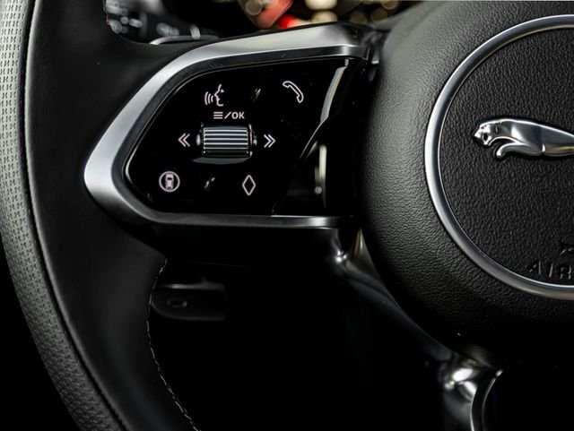 2026 Jaguar F-Pace SVR - Photo 21